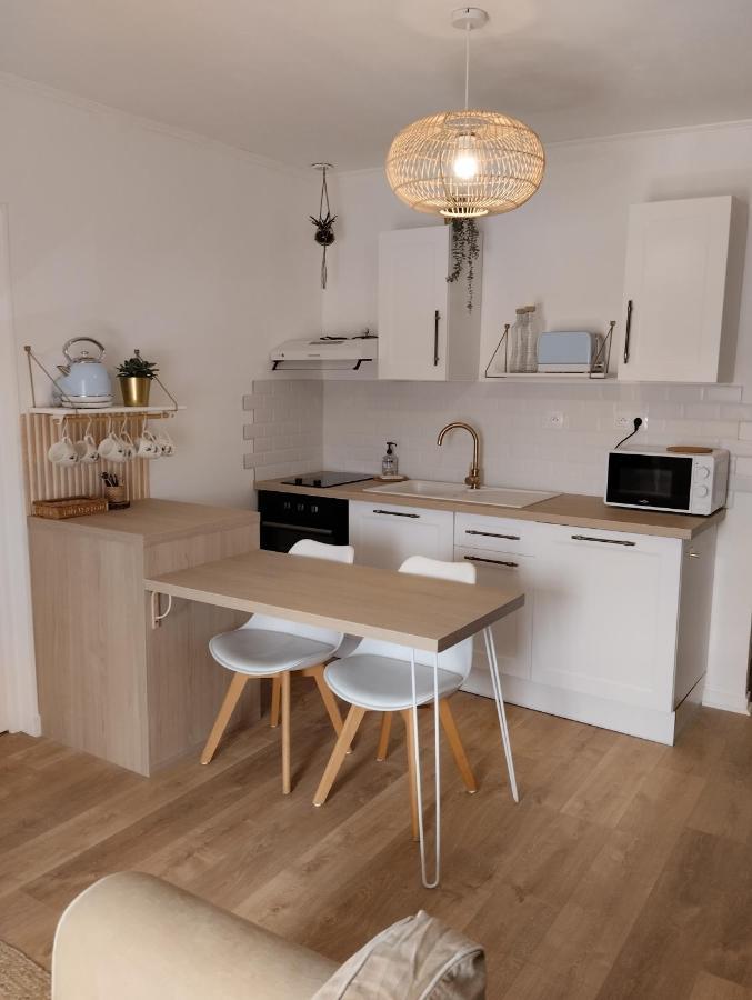 Perle Rare, Appartement Paisible Et Cosy Lamballe Esterno foto