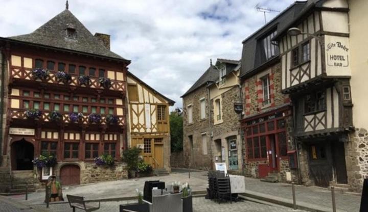 Perle Rare, Appartement Paisible Et Cosy Lamballe Esterno foto